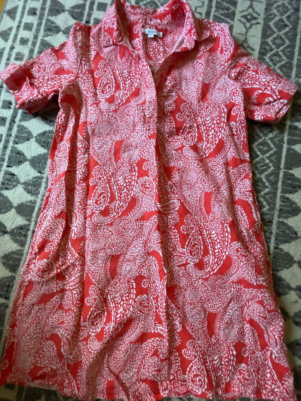 Chicos orange & white paisley linen dress Half sleeve size 8